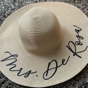 Mrs beach hat